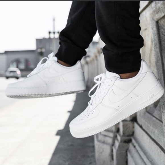 Nike Other - Unisex Nike AF1 '07 LE Sneakers